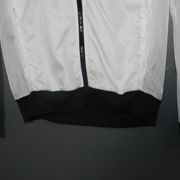 Fabletics Womens White And Black Zip Up Mesh Light Weight Atlanta Jacket Size XS - Picture 3 of 10